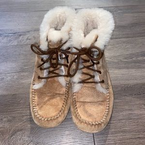 Ugg Chickaree Boots
